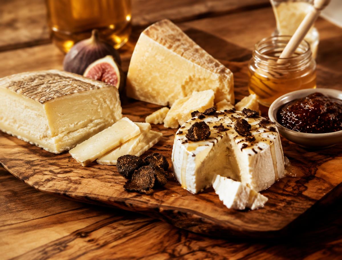 A board of Dalmatian cheeses with truffles, honey and fig marmalade